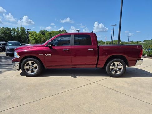 Used 2017 RAM 1500 Big Horn RWD image 8