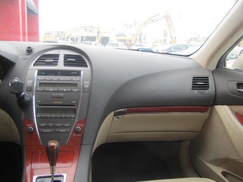 Used 2010 Lexus ES 350 image 16