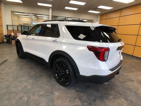 Used 2024 Ford Explorer ST-Line w/ Class IV Trailer Tow Package AWD/4WD image 5