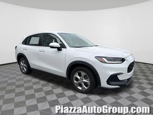 Used 2024 Honda HR-V LX image 1