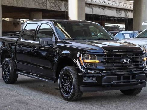 New 2026 Ford F150 XLT w/ FX4 Off-Road Package image 3