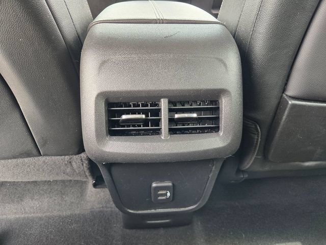 Used 2023 GMC Terrain SLT AWD/4WD image 6