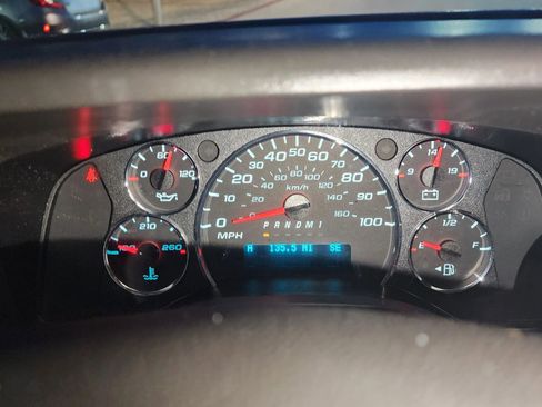 Used 2024 Chevrolet Express 2500 w/ Driver Convenience Package RWD image 26