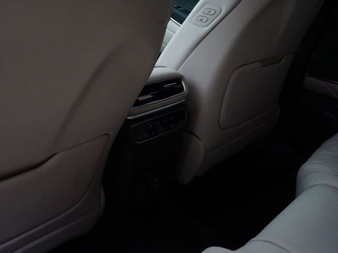 New 2025 Genesis GV80 3.5T Prestige image 19