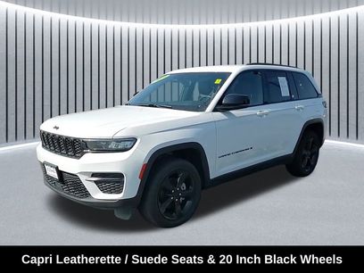Used 2023 Jeep Grand Cherokee Altitude