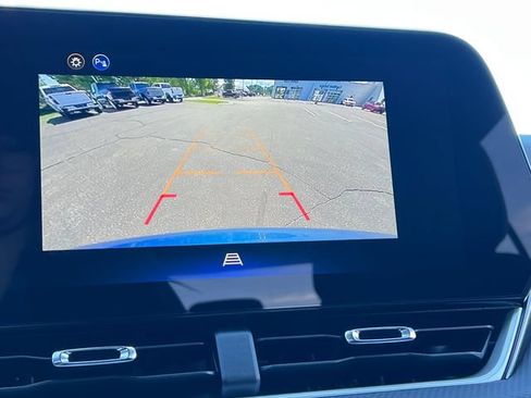 New 2026 Chevrolet Equinox LT w/ Convenience Package II AWD/4WD image 24