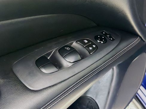 Used 2020 Nissan Pathfinder S image 18