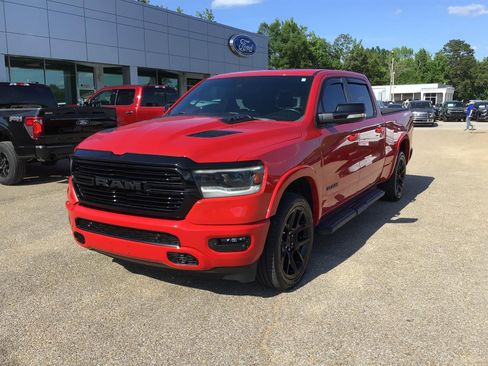Used 2021 RAM 1500 Laramie AWD/4WD image 5