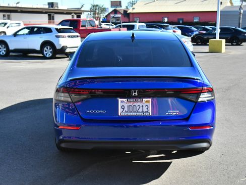 Used 2023 Honda Accord Sport image 7