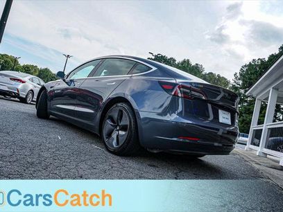 Used 2019 Tesla Model 3 Mid Range
