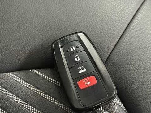 Used 2023 Toyota Camry SE w/ Cold Weather Package FWD image 34