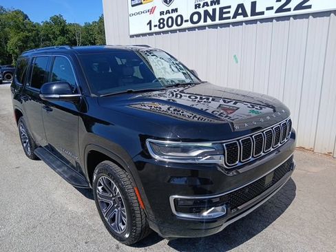 Used 2024 Jeep Wagoneer Series II AWD/4WD image 1