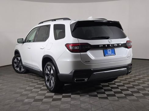 New 2026 Honda Pilot Elite image 9