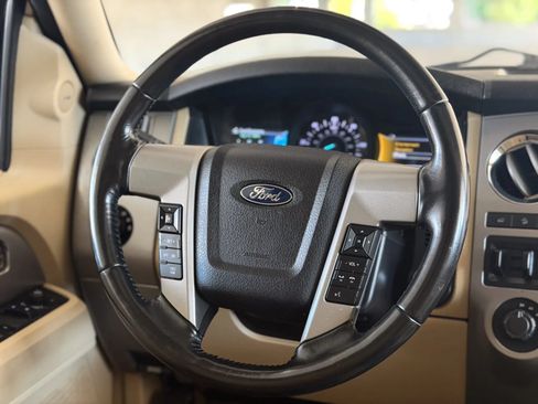 Used 2015 Ford Expedition EL Limited w/ Equipment Group 301A AWD/4WD image 33