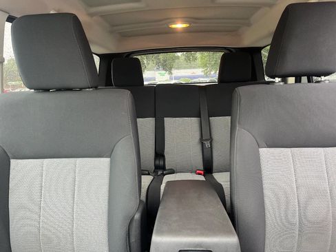 Used 2007 Dodge Nitro SXT image 16