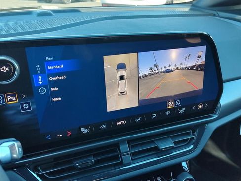 New 2026 Chevrolet Equinox EV RS image 13