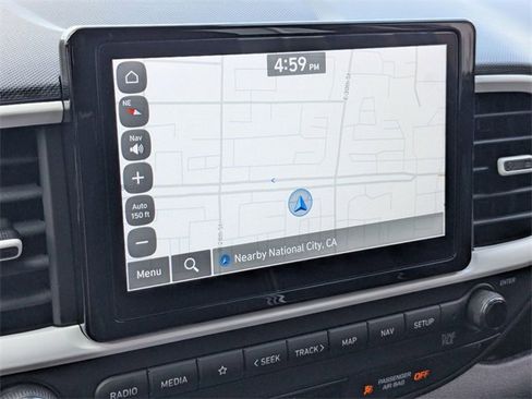 Used 2025 Hyundai Venue Limited image 20