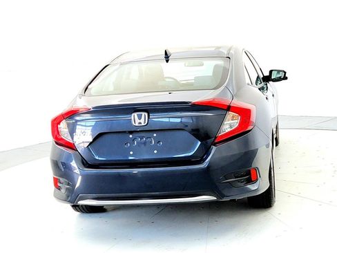 Used 2019 Honda Civic EX image 5