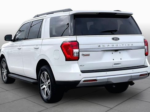 Certified 2024 Ford Expedition XLT RWD image 12