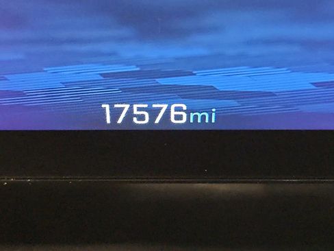 Certified 2025 Chevrolet Equinox LT w/ Convenience Package II image 16