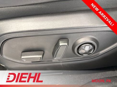 Used 2024 Jeep Grand Cherokee L Altitude image 22