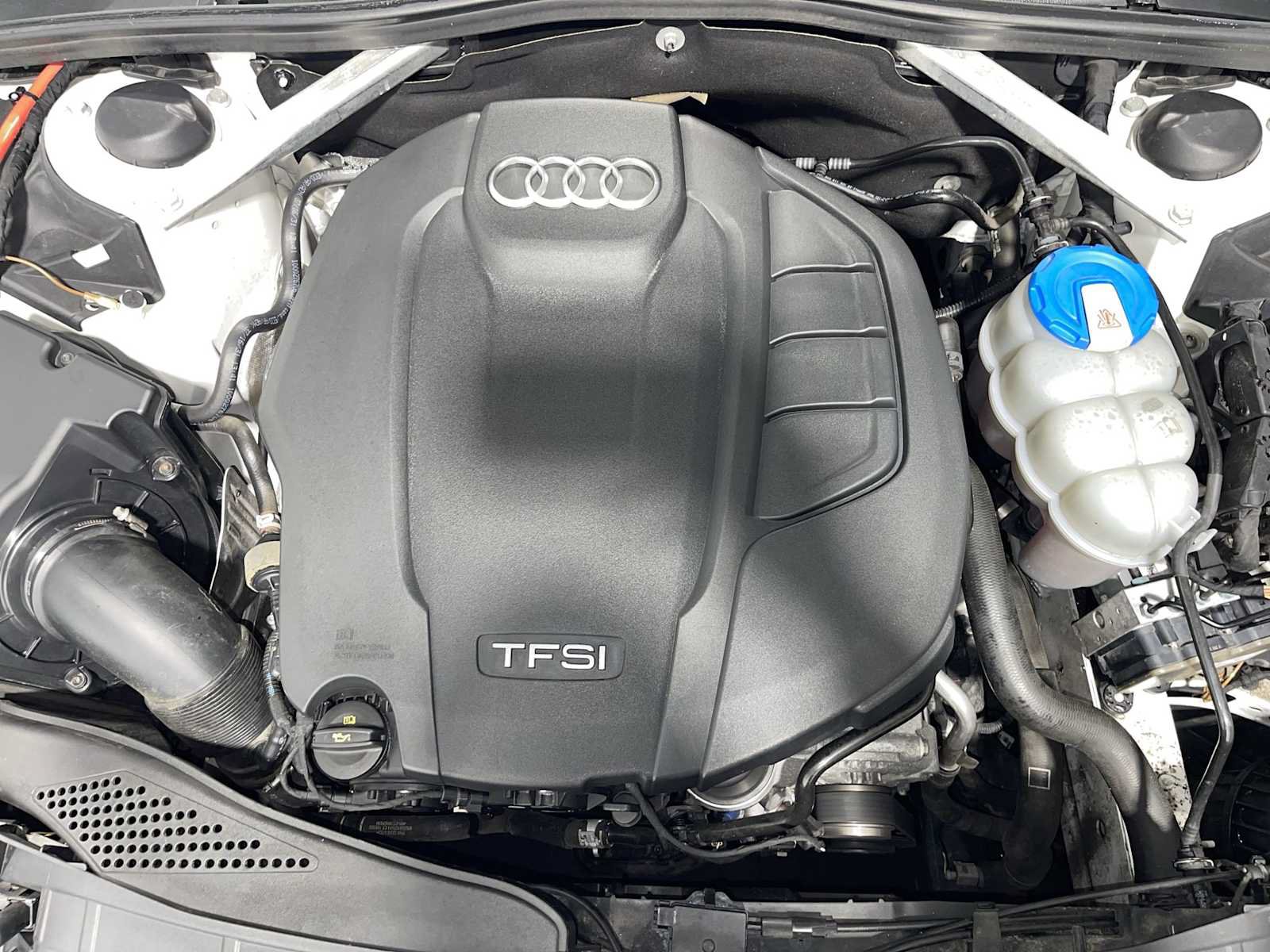 Used 2017 Audi A4 2.0T Premium Plus w/ Premium Plus Package AWD/4WD image 9