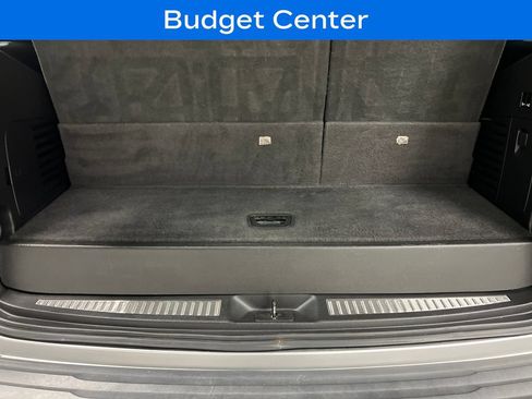Used 2016 GMC Yukon SLT w/ Open Road Package AWD/4WD image 11