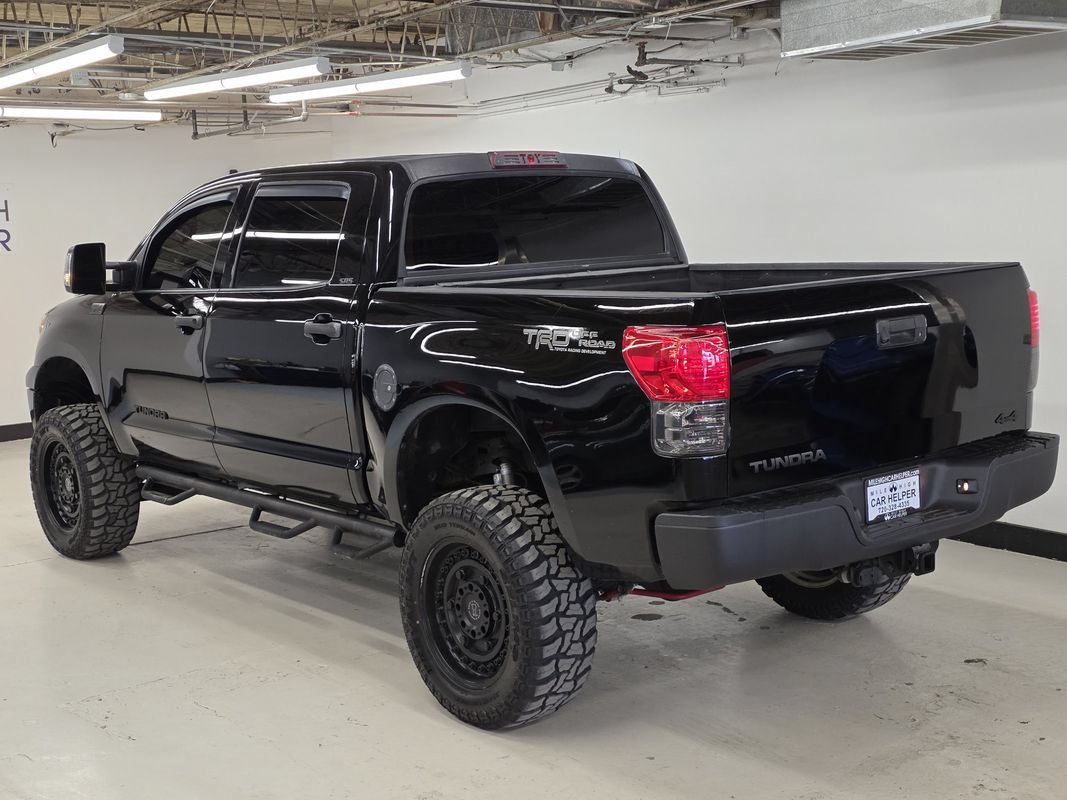Used 2012 Toyota Tundra 4x4 CrewMax w/ SR5 Pkg image 11