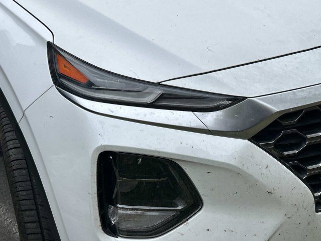 Used 2020 Hyundai Santa Fe SEL w/ Convenience + Premium Package FWD image 4