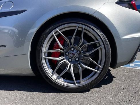 Used 2024 Chevrolet Corvette Z06 w/ Z07 Performance Package RWD image 10