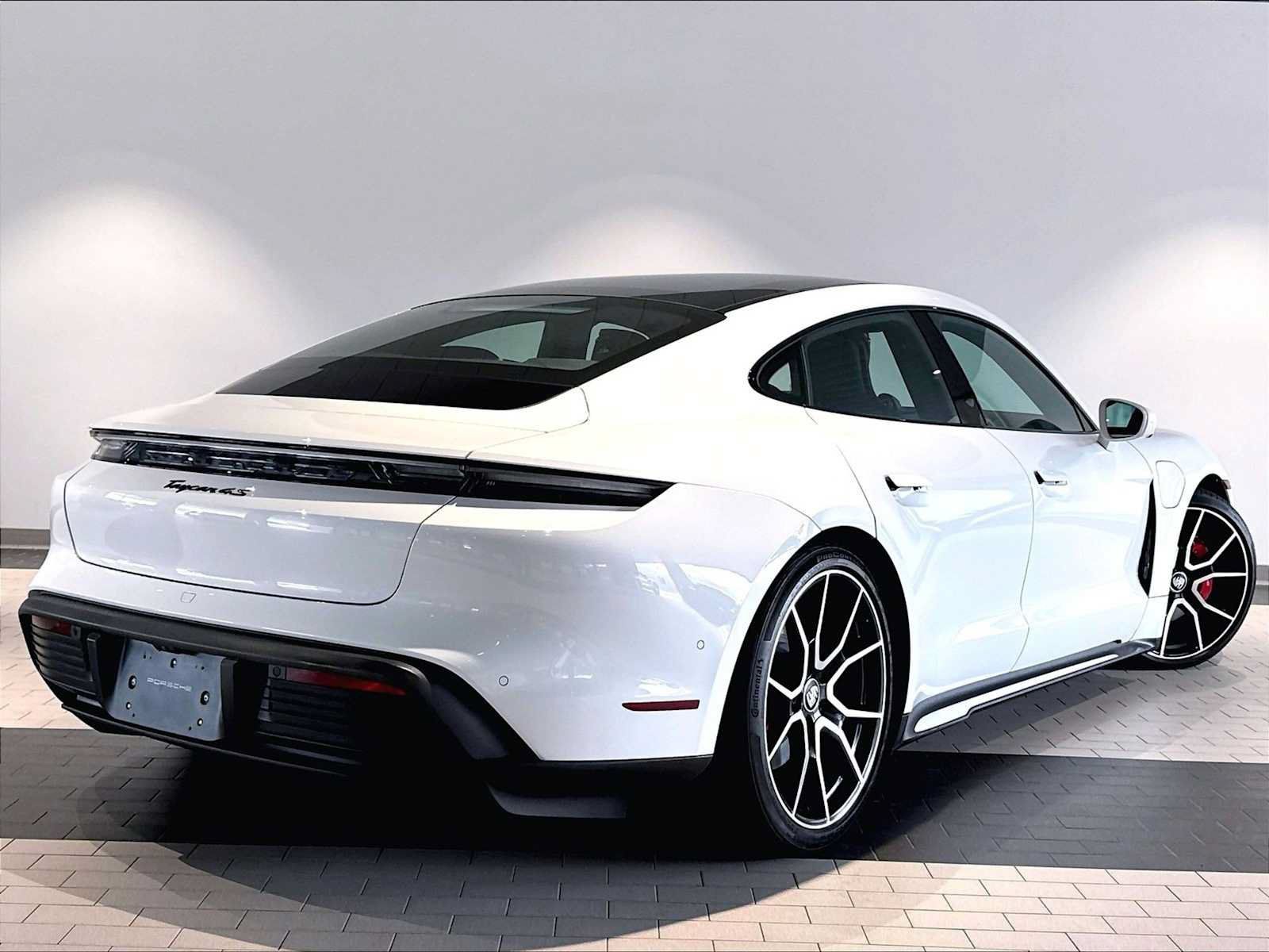 Used 2023 Porsche Taycan 4S AWD/4WD image 10