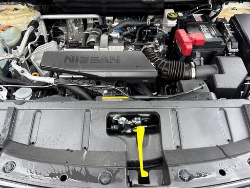 Certified 2026 Nissan Rogue SV AWD/4WD image 12