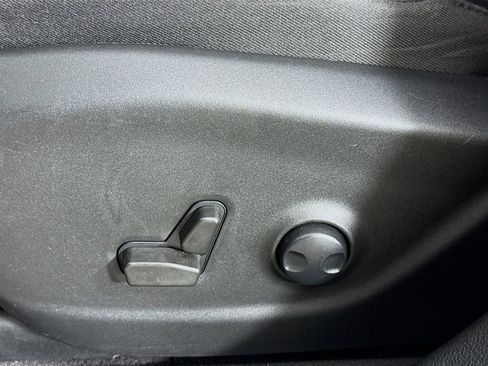 Used 2022 Jeep Cherokee Trailhawk w/ Premium Leather Package image 19