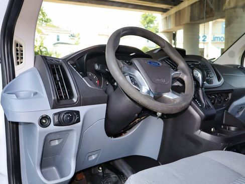 Used 2018 Ford Transit 250 130 Low Roof RWD image 20