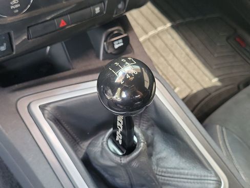 Used 2009 Dodge Challenger SRT8 RWD image 30