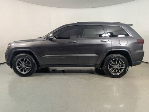 Used 2017 Jeep Grand Cherokee Limited w/ Luxury Group II RWD image 4