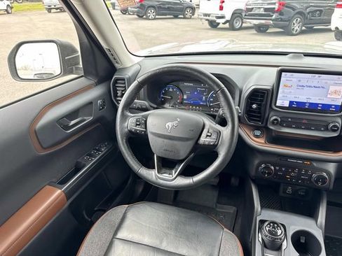 Used 2023 Ford Bronco Sport Outer Banks image 17