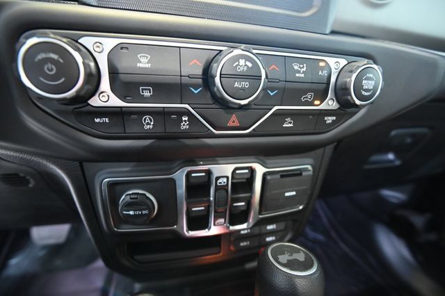 Used 2021 Jeep Wrangler Unlimited Sport AWD/4WD image 28