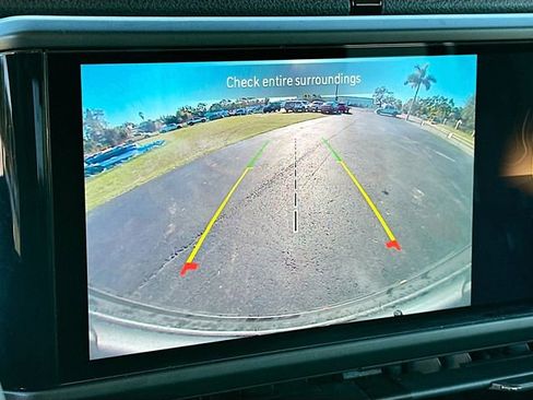 Used 2024 Jeep Wrangler Sport S image 13