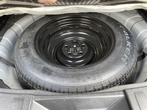 Used 2019 Nissan Rogue SV FWD image 43