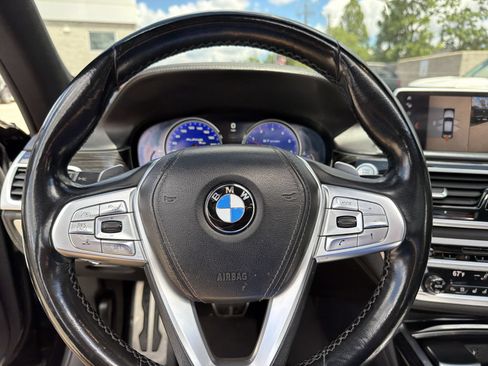 Used 2019 BMW 750i xDrive AWD/4WD image 26