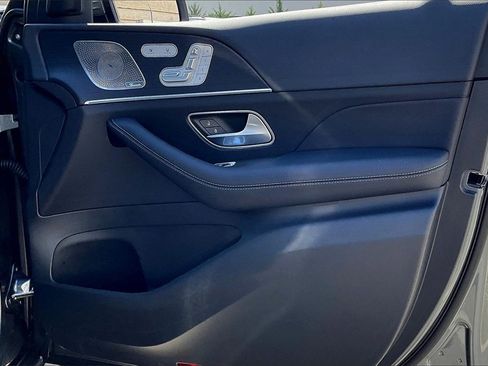 Used 2025 Mercedes-Benz GLE 350 4MATIC image 16