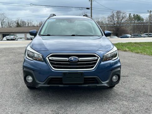 Used 2019 Subaru Outback 2.5i Premium image 2