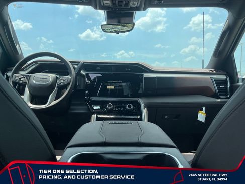 New 2026 GMC Sierra 2500 Denali w/ Denali Reserve Package AWD/4WD image 15