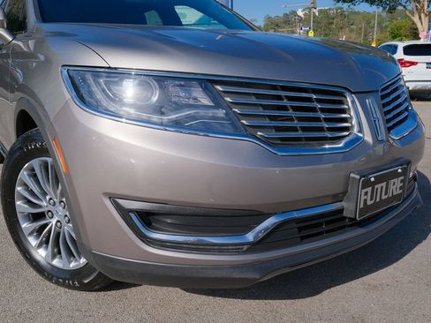 Used 2016 Lincoln MKX Select w/ Select Plus Package FWD image 7