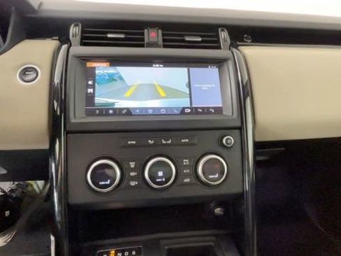 Used 2020 Land Rover Discovery SE AWD/4WD image 35