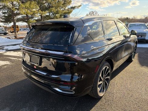 New 2026 Lincoln Nautilus Black Label image 4