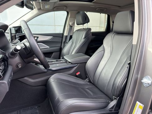 Certified 2025 Acura MDX SH-AWD w/ Technology Package image 10