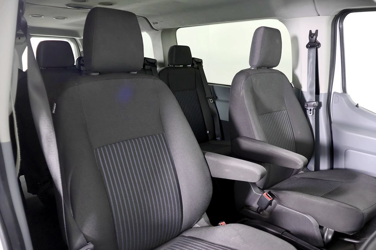 Used 2018 Ford Transit 150 XL RWD image 37