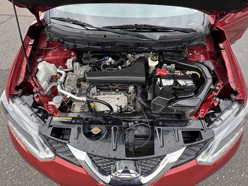 Used 2016 Nissan Rogue S FWD image 11
